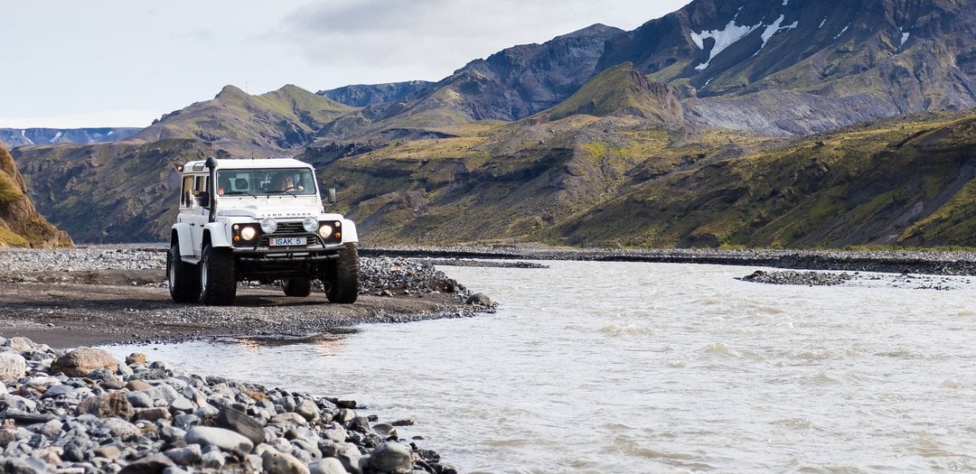 Volcano Trails: Adventure and Discovery in Iceland's Highlands - 100 Stories from Iceland